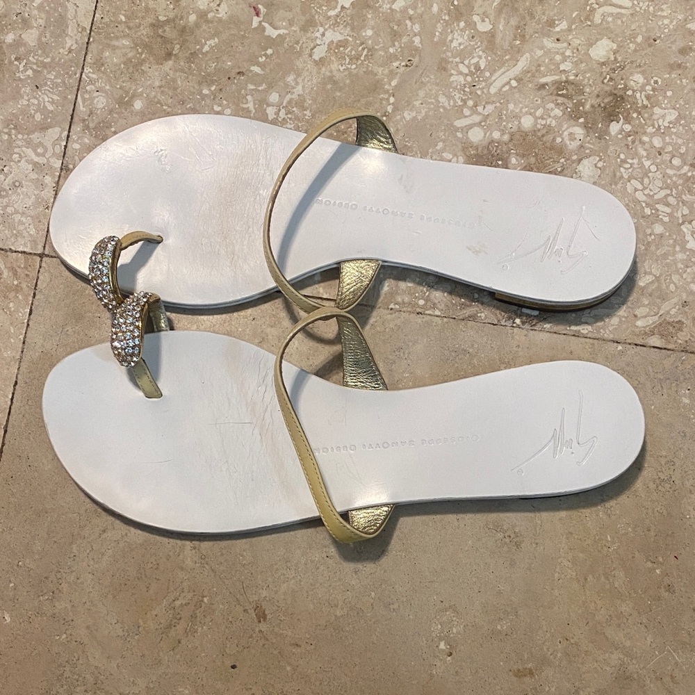 Giuseppe Zanotti Gold and White Sandals with Embellishments - Picture 3 of 5